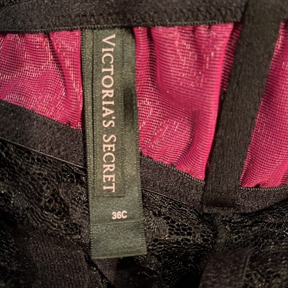 NWOT Victoria’s Secret Lingerie - Picture 7 of 9